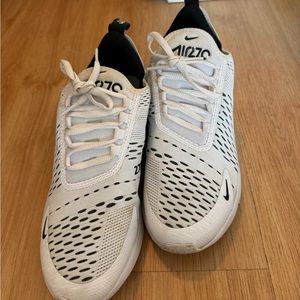Nike Women’s Air 270s size 7
